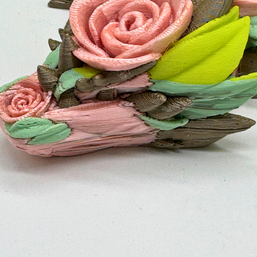 Rosendrache mit Flügeln Hellgrün/Rosa/weiß B-Ware