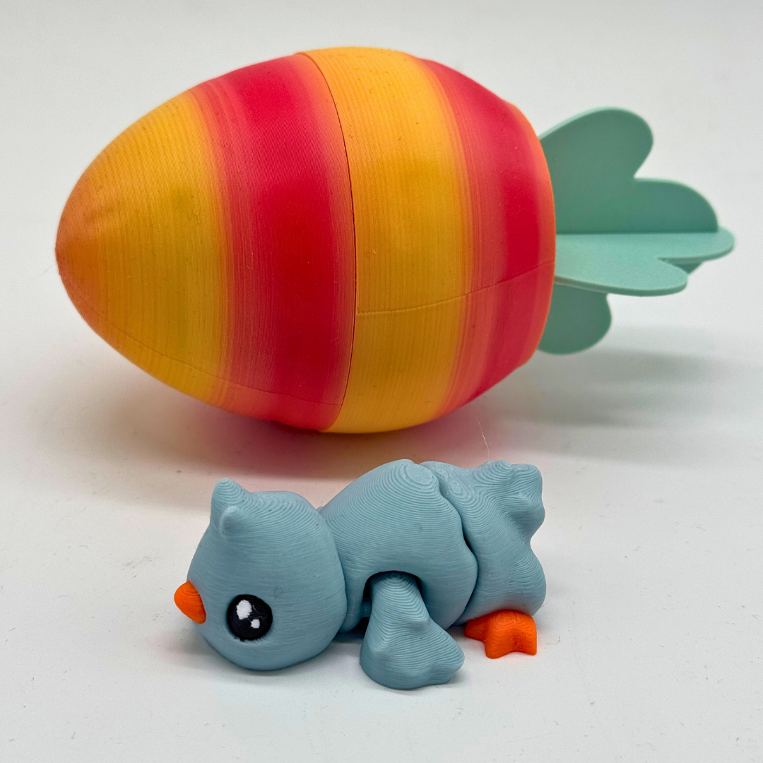 Karotten-Container mit Osterküken