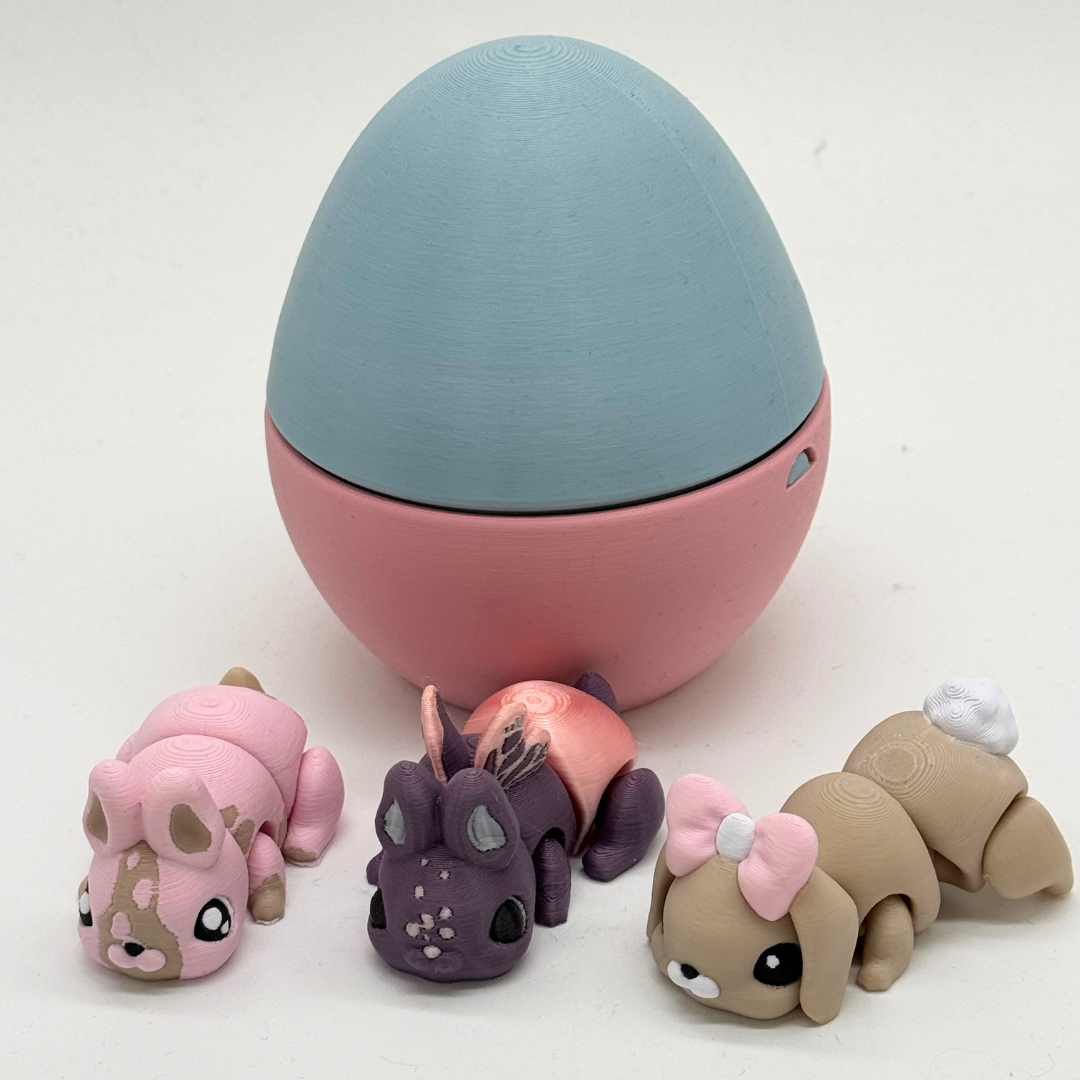 Buntes Osterei mit Hasenüberraschung